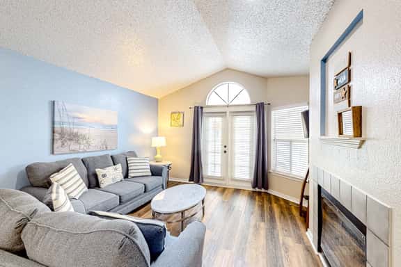 Beach Club 363 - Heated Pool & Hot Tub, Dogs OK - Image 1