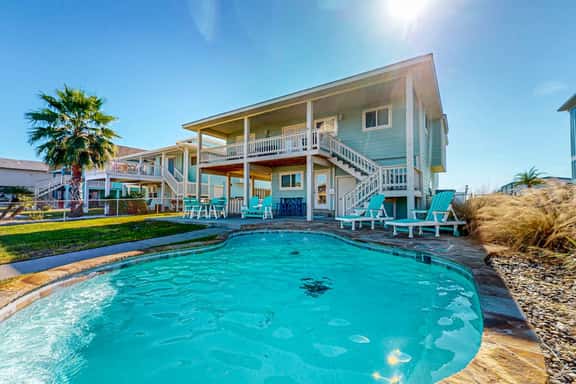 The Seashell Getaway - Image 1