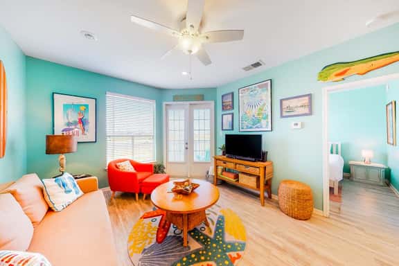 Beach Club 127 - Heated Pool, Hot Tub & Sauna - Image 1