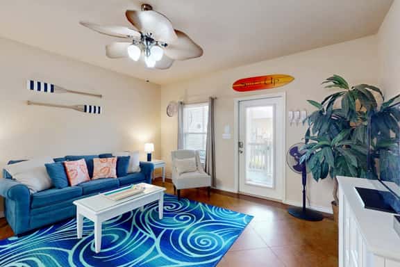 Palm Bay 304 - Lagoon Pool & Private Patio - Image 1