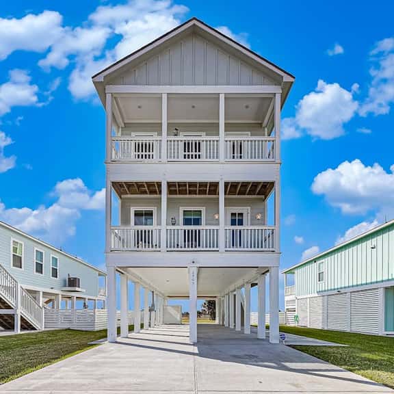 Sea La Vie - New Beach House with Game Room - Image 1