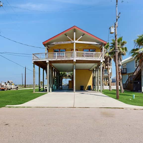 Paradise At Last - Ocean Views, Walk to Beach - Image 1