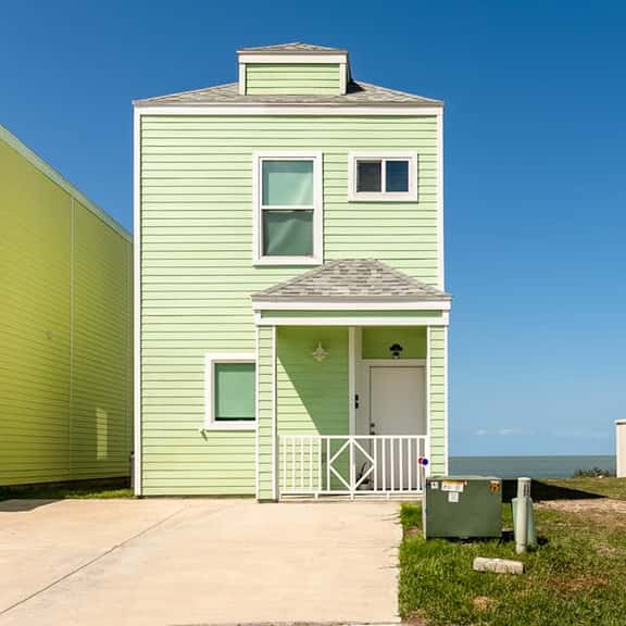 Las Joyas Bayview Home 104 - Image 1
