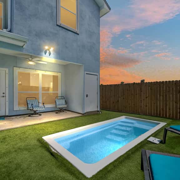 Endless Sunlight - Private Pool, Water Views - Image 1