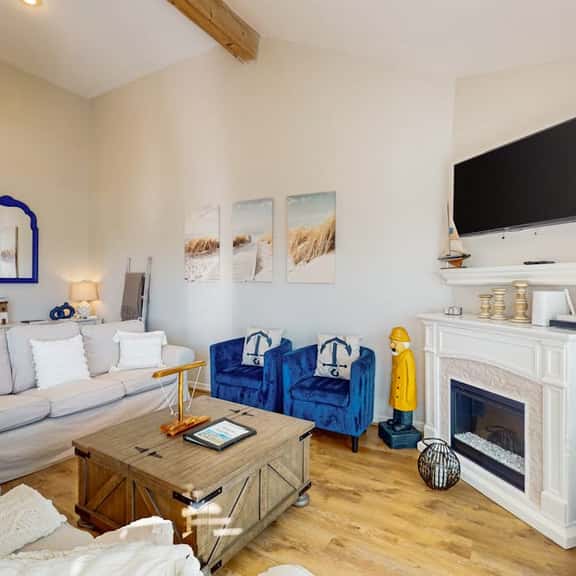 Ocean Breeze Getaway - Image 1