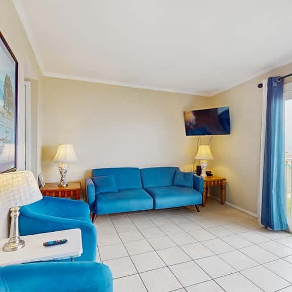 La Internacional Condominiums #203 - Image 1