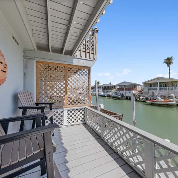Lazy Days Sea Cottage - Waterfront, Pools, Golf - Image 1