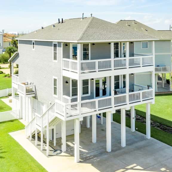 Seaside Paradise Retreat - Image 1