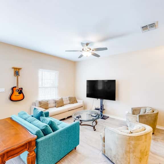 Marlin Street C - Pool, 2 Minutes from the Beach - Image 1