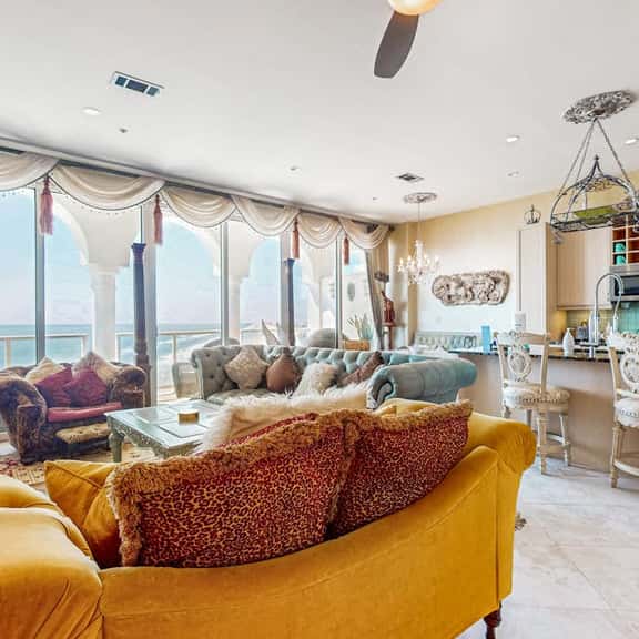 Diamond Beach Resort Penthouse - Image 1