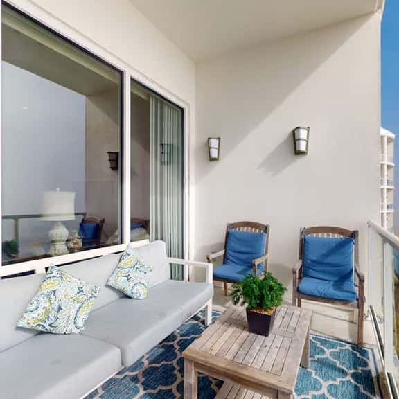 Diamond Beach Resort Seawall Stunner - Image 1