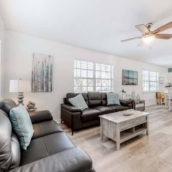 Lazy Seagull Beach House - Upstairs - Image 1
