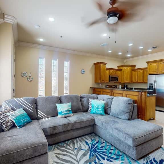Island Breeze Retreat on Jupiter - Image 1