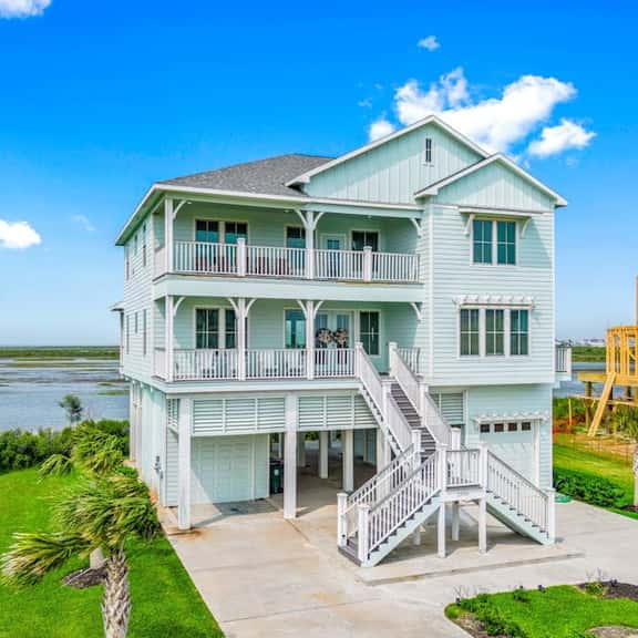 Pointe West - Bay Breeze Paradise - Image 1