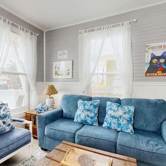 Cowabungalow - Cozy Bungalow Near the Beach - Image 1