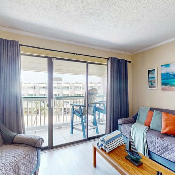 Walk to the beach - Ocean Views, Pool & Balcony - Image 1