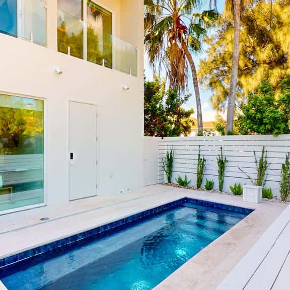 Shibui Home - Private Pool, Steps to Sand - Image 1