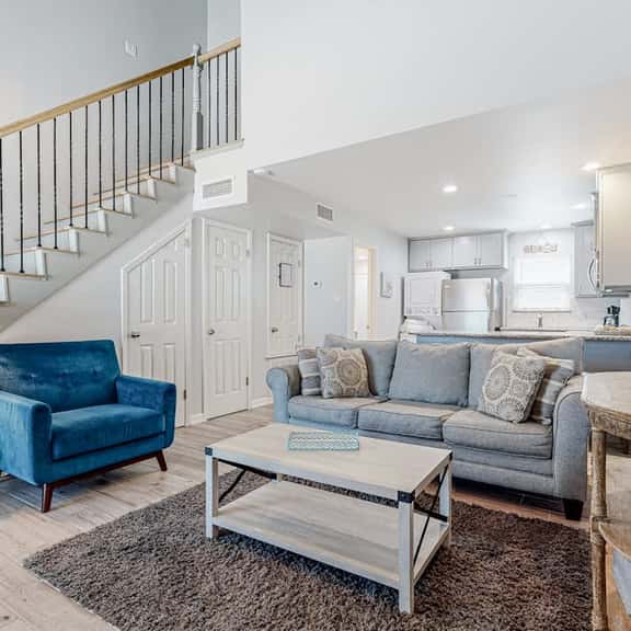 Leeward Cove A8 - Pool & Hot Tub, Beach Nearby - Image 1