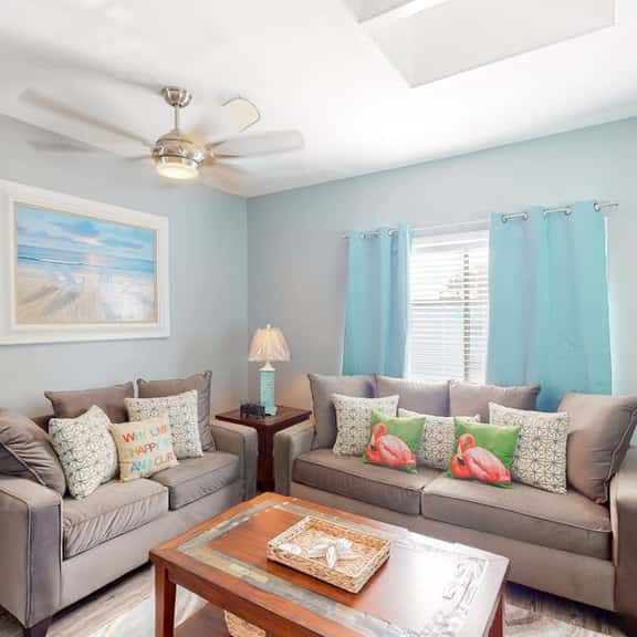 Leeward Isles 305 - Pool, Near the Beach, Dogs OK - Image 1