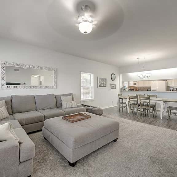 Compass Condominiums A7 - Image 1