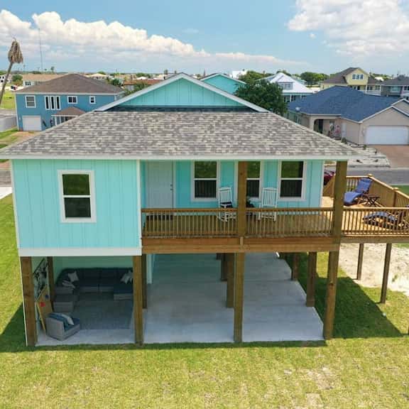 LandsEnd - Indoor-Outdoor Living, Boat Parking - Image 1