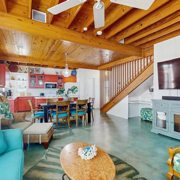 Coastal Hideaway - Screened Porch, Pool & Dogs OK - Image 1