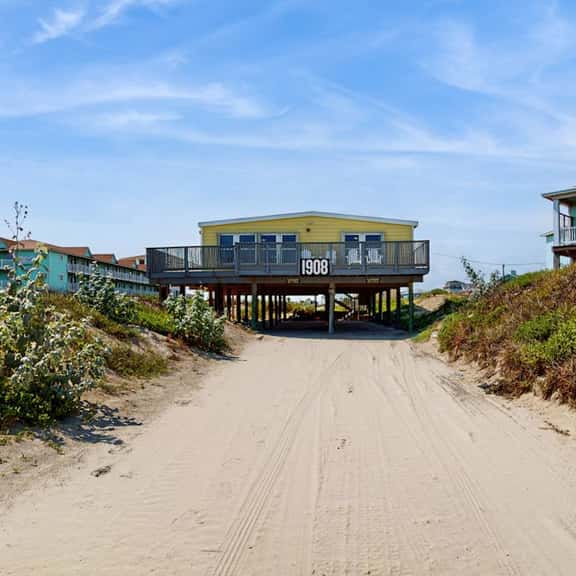 Shore Thing - Gulf-Front, 65 Steps to Beach - Image 1
