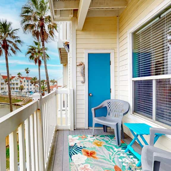 Beach Club - Resting Beach Face - Image 1