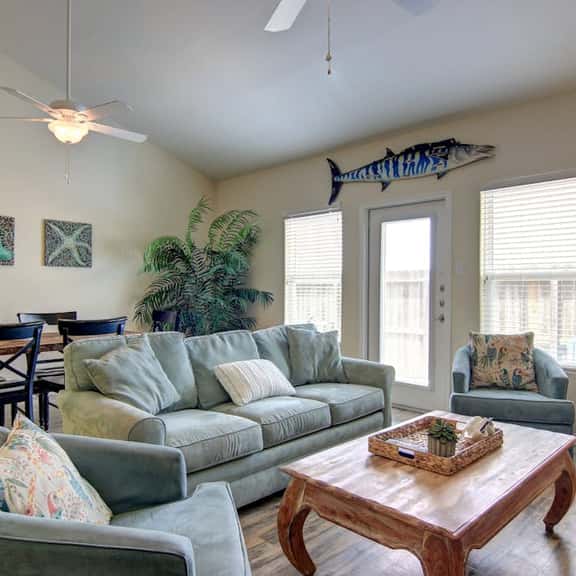 Nemo Cay 15106 - Pool, Patio, Sleeps 10, Dogs OK - Image 1