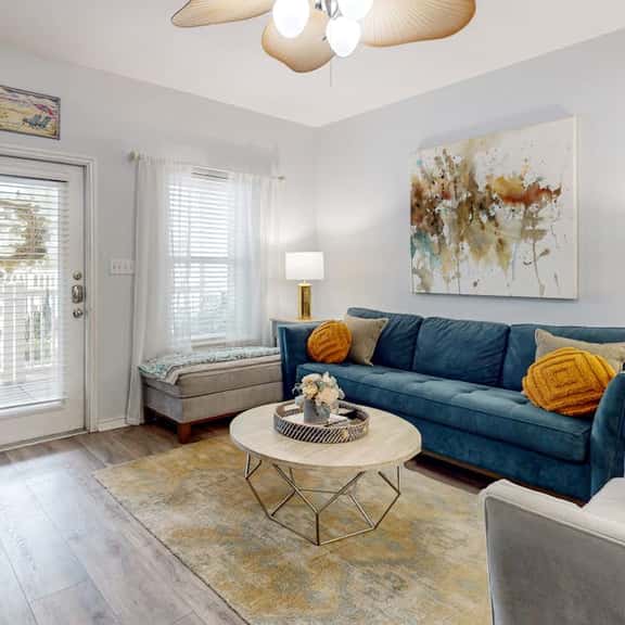 Palm Bay 402 - Pool, Patio & Dog-Friendly - Image 1