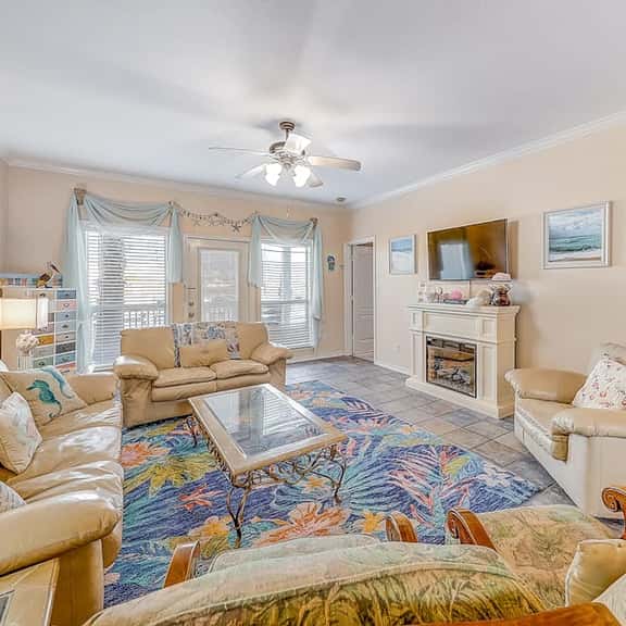 Cabana Street Unit B - Image 1