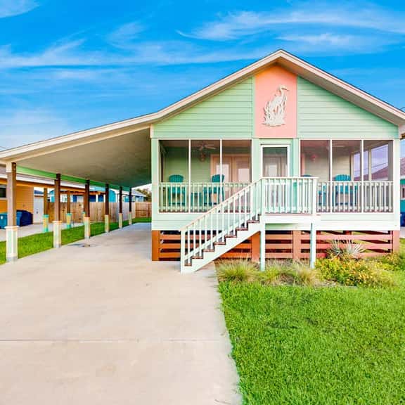 Heron's Hideaway - Screened Porch, Walk to Bay - Image 1