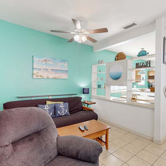 Leeward Isles 606 - Walk to Beach, Pool & Balcony - Image 1