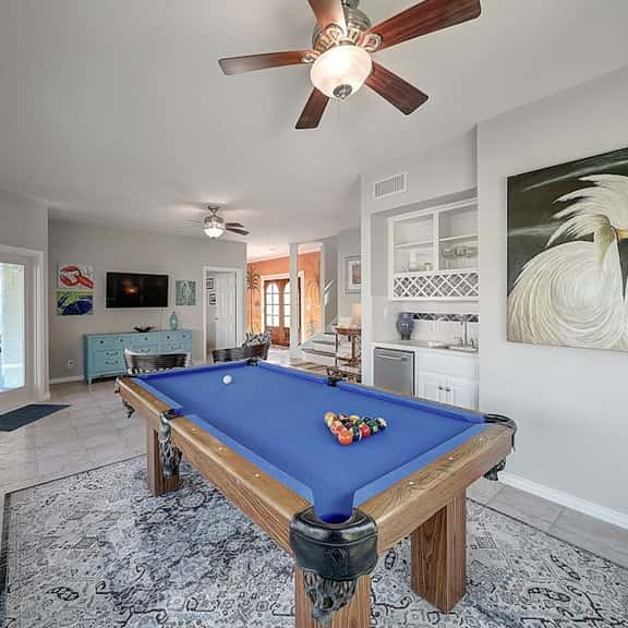 Curlew Casa - Waterfront, Pool & Dogs OK - Image 1