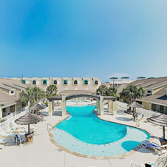 Turtle Cove - 2 Pools, Walk to Beach, Dogs OK - Image 1