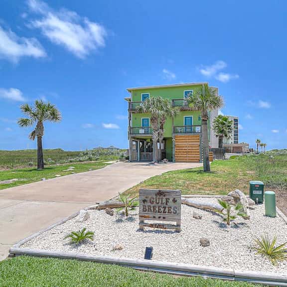Gulf Breezes Entire Home - Image 1