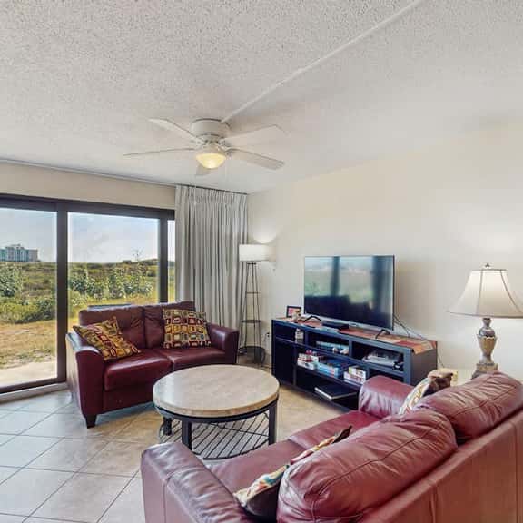 Island House #105 - Heated Pool & Outdoor Patio - Image 1
