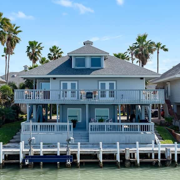 Casa de Cielos Azure - Waterfront, Dock, Pools - Image 1