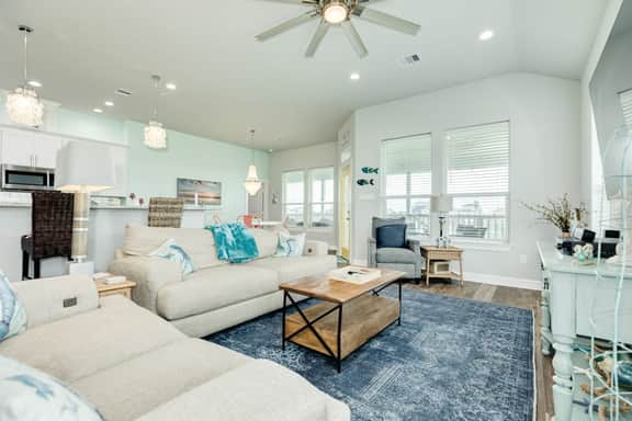 Crystal Blue - Gulf Views, Blocks to the Beach - Image 3