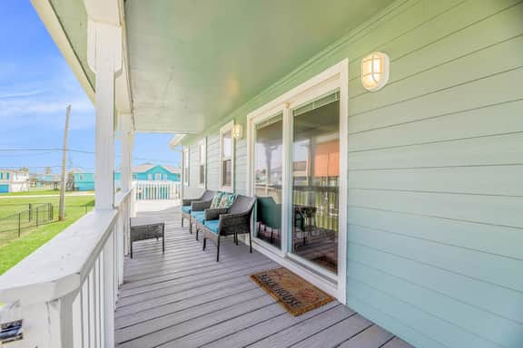 The Shell Shack - Pool & Tennis Access, Patio - Image 4