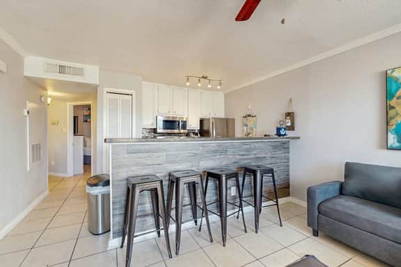 Maravilla Condos - Anchors Away - Image 5