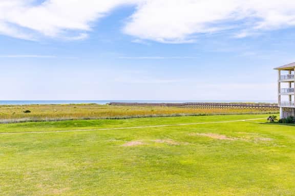 Pointe West Resort - OceanScape - Image 4