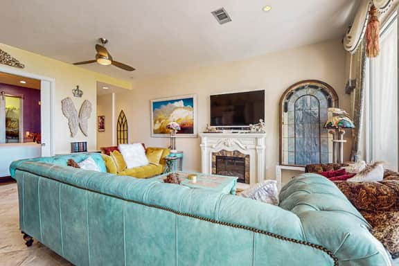 Diamond Beach Resort Penthouse - Image 5