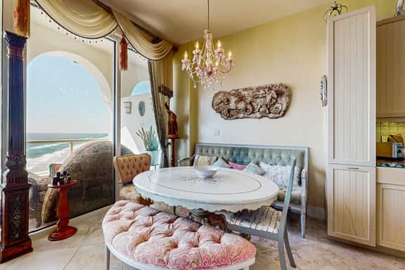 Diamond Beach Resort Penthouse - Image 4