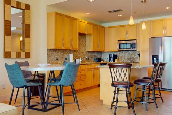 Sapphire Condominiums #903 - Image 4