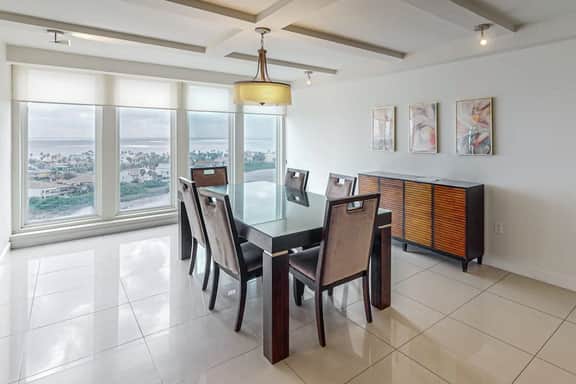 Solare Tower 1202 - Gulf Views & Beach Access - Image 4