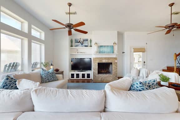 The Beach Escape - Beachfront Home, Sleeps 16 - Image 5