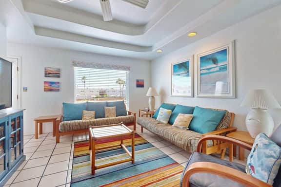 Marlin Street Townhome A - Image 4