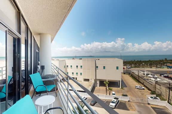 Sunchase IV #509 - Gulf & Bay Views, Pools & Gym - Image 2
