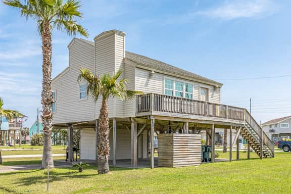 Sunset Palms - Bay Views, Pool, Close to Beach - Image 4